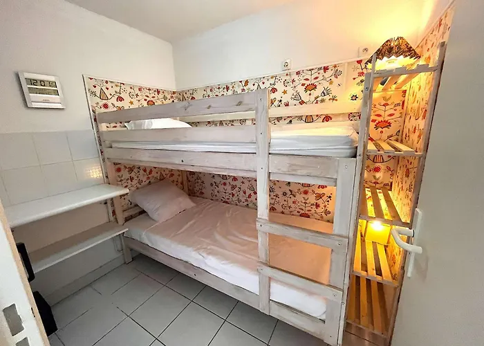 Ca350-004 4 Personnes Sur 카발레르쉬르메르