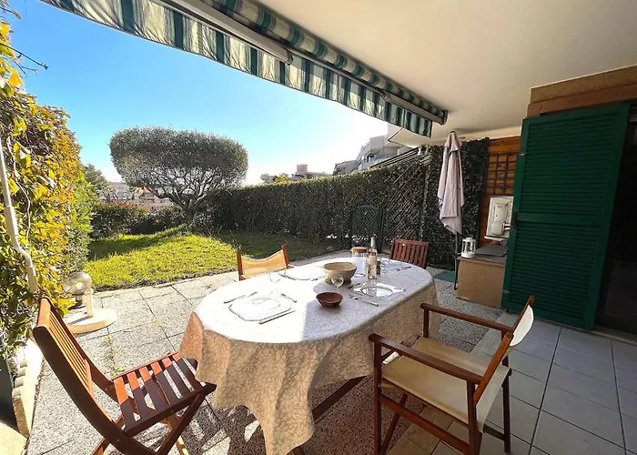 Ca350-004 4 Personnes Sur * 카발레르쉬르메르